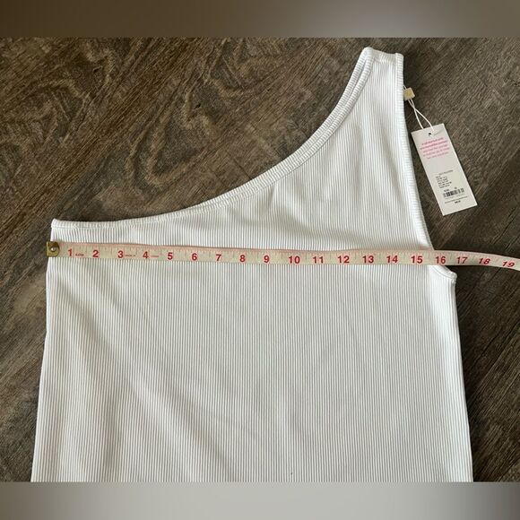 Lilly Pulitzer Gael Knit Top- Size XL - Picture 7 of 9